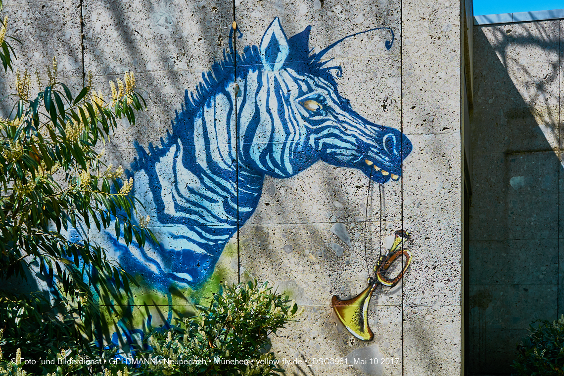 21.03.2017 - Abrissbaustelle Quiddezentrum in Neuperlach